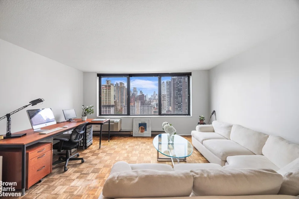 Unit for sale at 1619 3RD Avenue, Manhattan, NY 10128