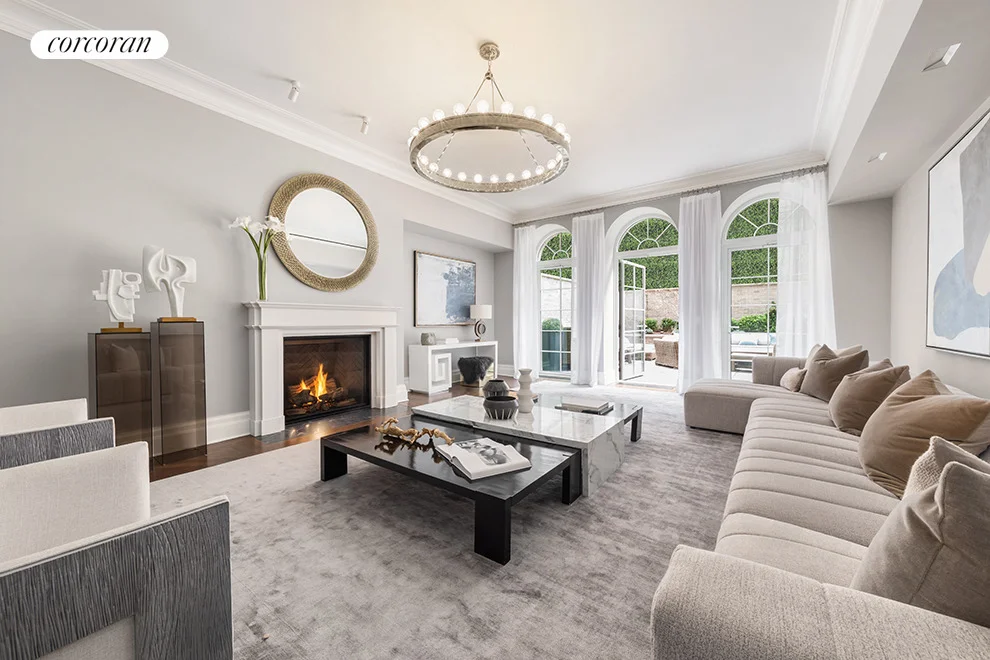 Unit for sale at 20 E END Avenue, Manhattan, NY 10028
