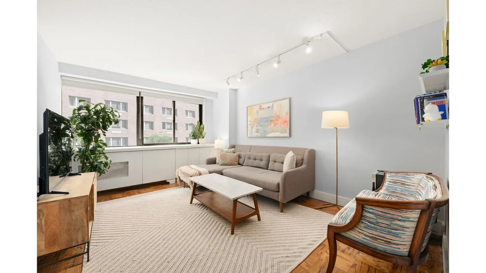 Unit for sale at 16 W 16TH Street, Manhattan, NY 10011