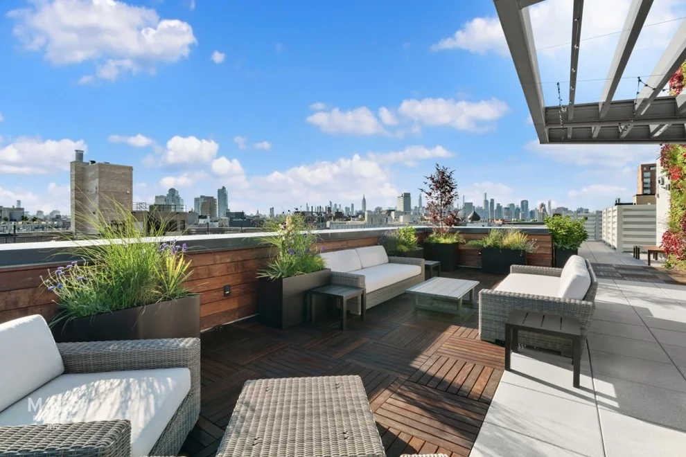 Unit for sale at 526 Union Avenue, Brooklyn, NY 11211