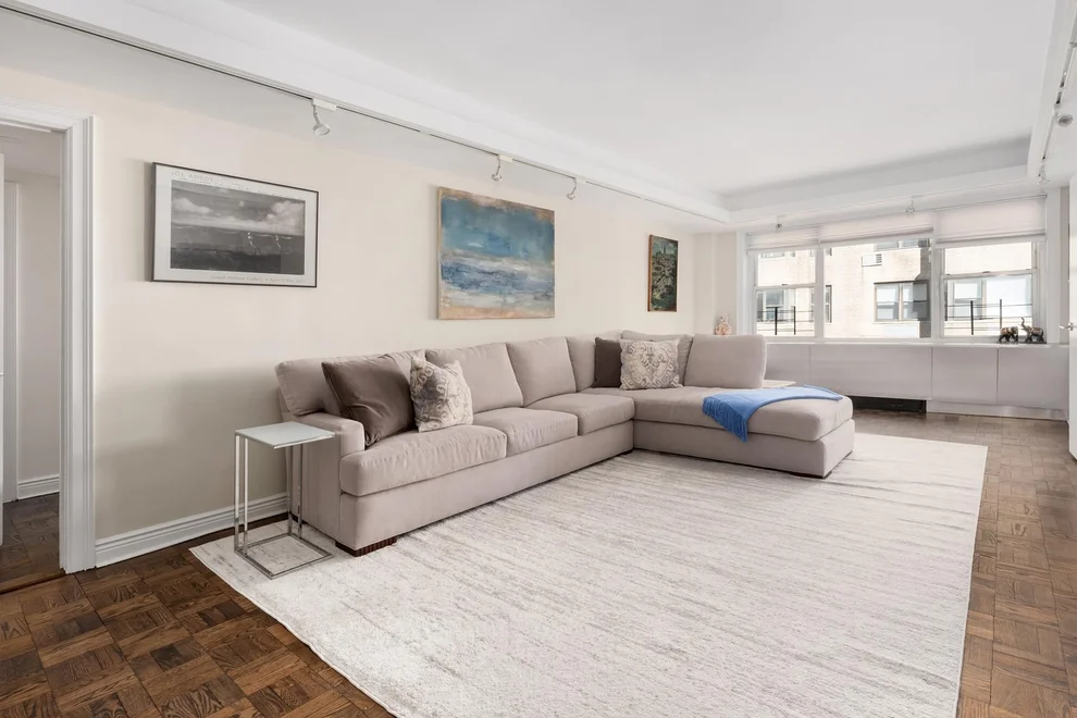 Unit for sale at 1025 5TH Avenue, Manhattan, NY 10028