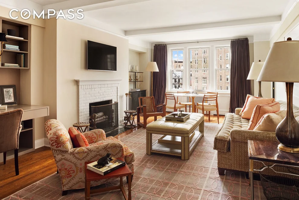 Unit for sale at 302 W 12th Street, Manhattan, NY 10014