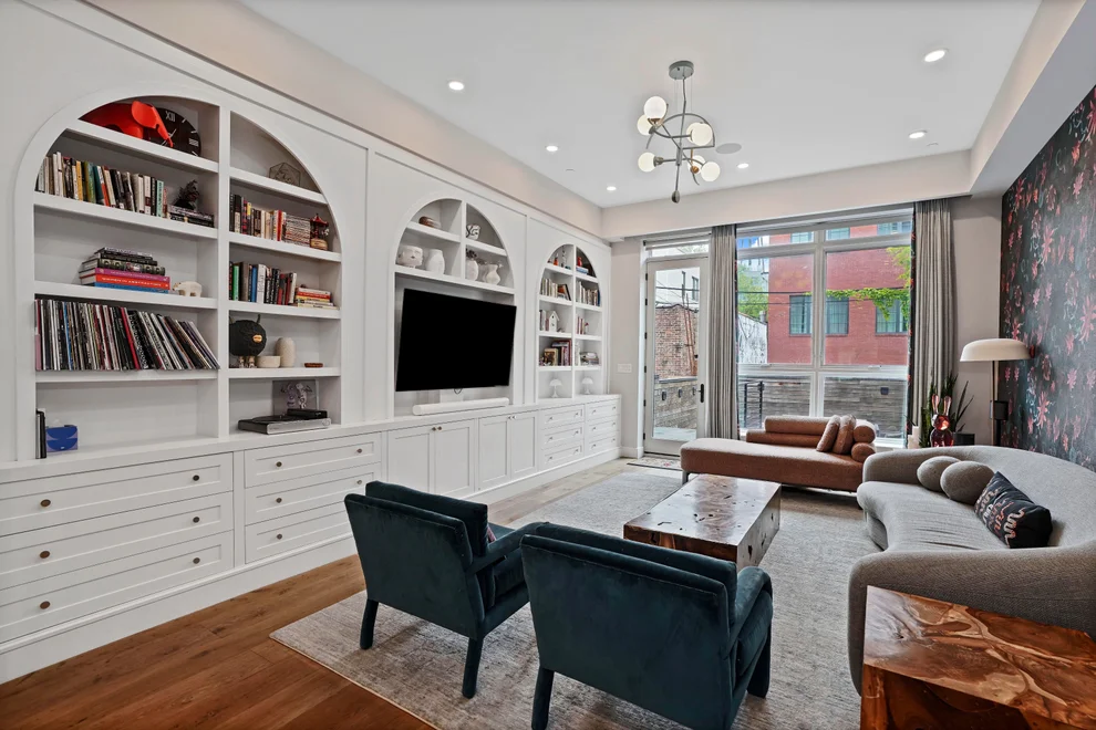 Unit for sale at 85 Calyer Street, Brooklyn, NY 11222