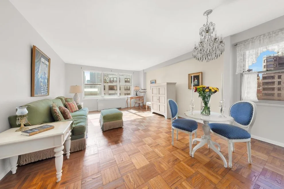Unit for sale at 207 E 74TH Street, Manhattan, NY 10021
