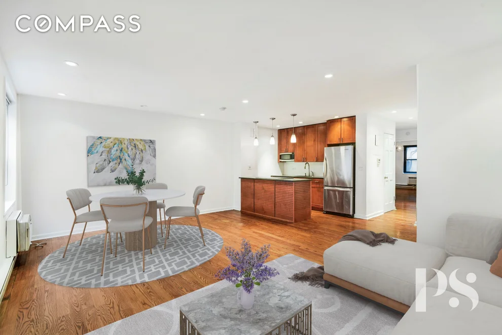 Unit for sale at 133 Barrow Street, Manhattan, NY 10014