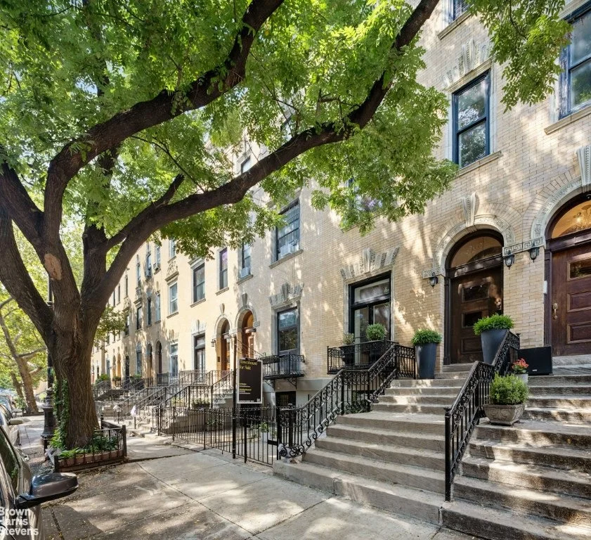 Unit for sale at 233 W 138TH Street, Manhattan, NY 10030