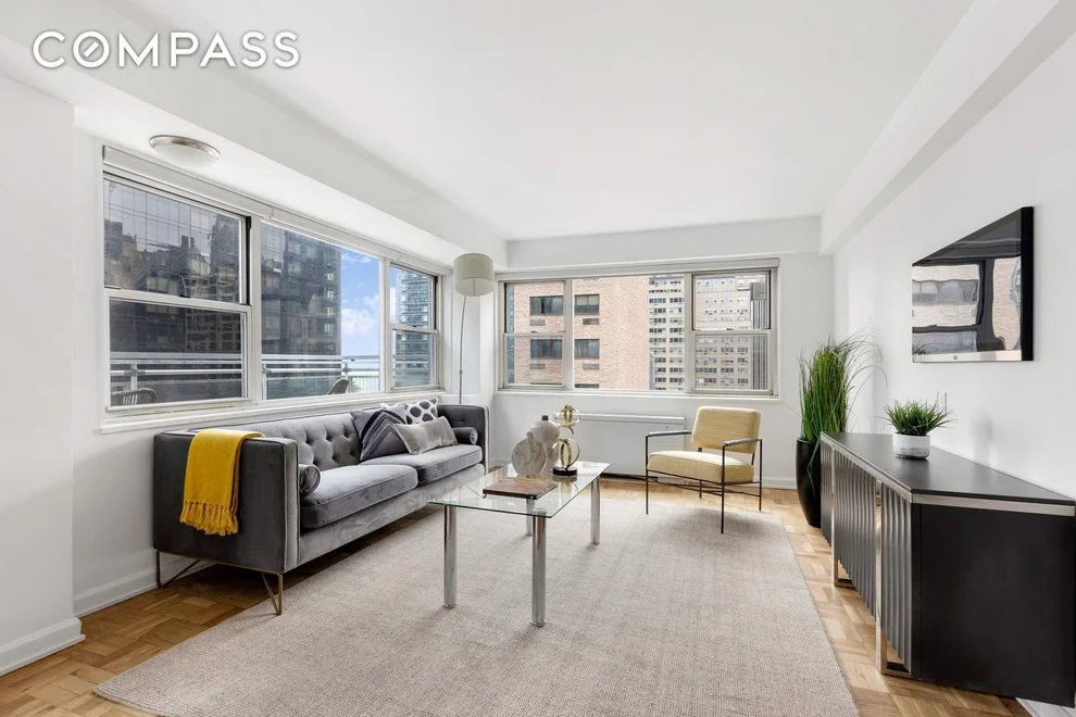 Unit for sale at 321 E 48th Street, Manhattan, NY 10017