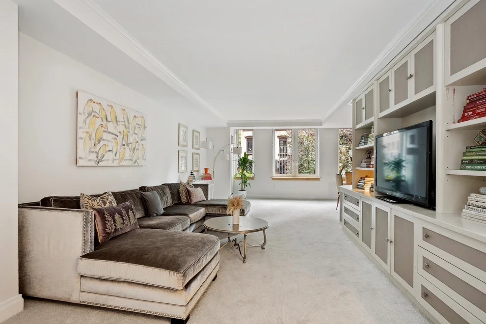 Unit for sale at 188 E 78TH Street, Manhattan, NY 10075