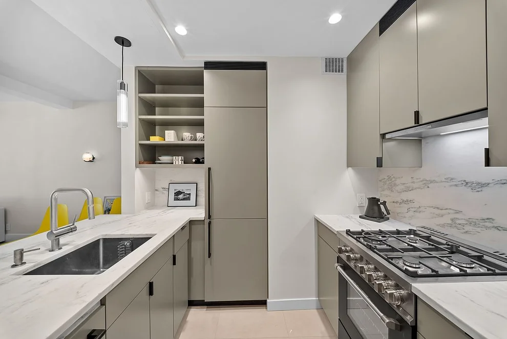 Unit for sale at 470 W 24th Street, Manhattan, NY 10011
