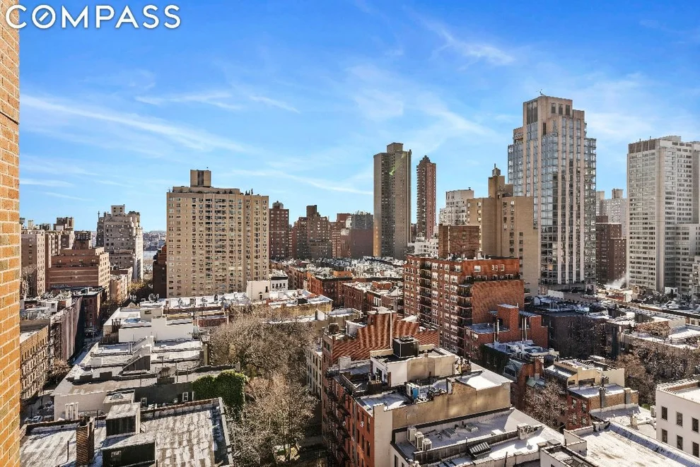 Unit for sale at 400 E 85th Street, Manhattan, NY 10028