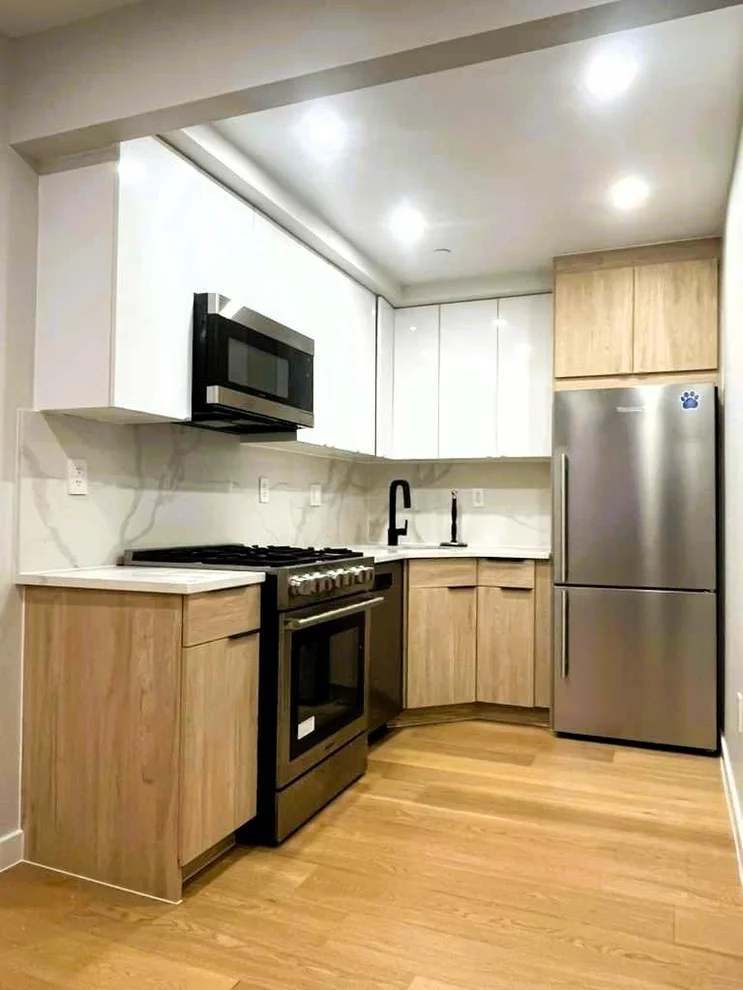 Unit for sale at 116-17 Grosvenor Lane, Queens, NY 11418