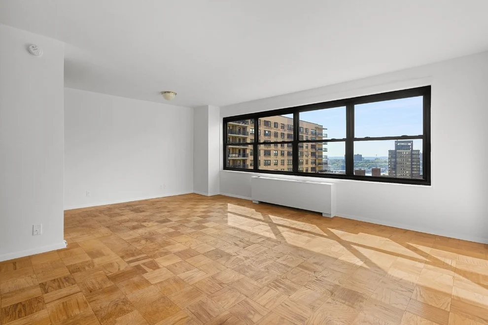 Unit for sale at 160 W End Avenue, Manhattan, NY 10023