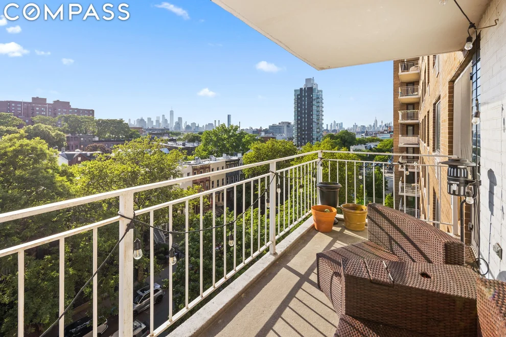 Unit for sale at 185 Hall Street, Brooklyn, NY 11205