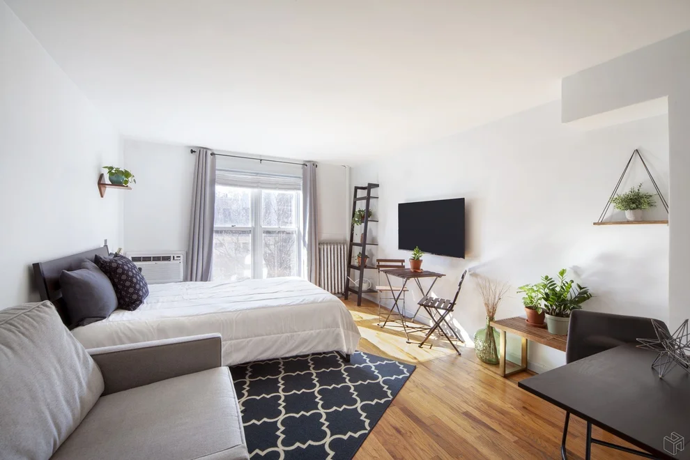 Unit for sale at 451 W 22ND Street, Manhattan, NY 10011