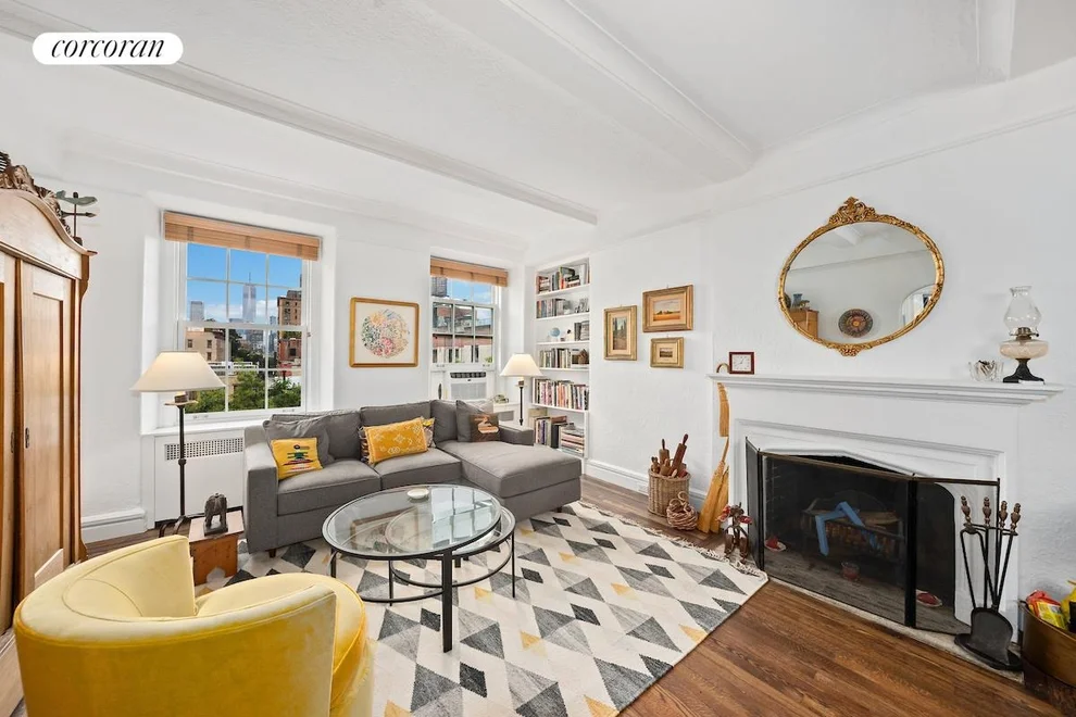 Unit for sale at 35 W 9TH Street, Manhattan, NY 10011