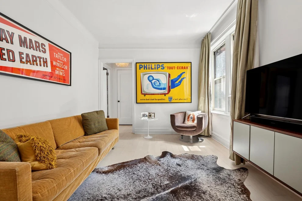 Unit for sale at 233 W 21ST Street, Manhattan, NY 10011