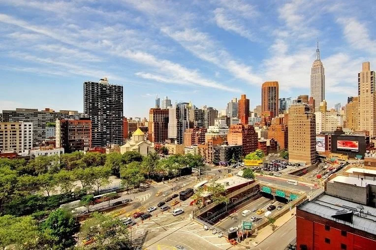 Unit for sale at 330 E 38th Street, Manhattan, NY 10016