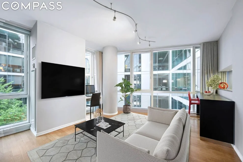 Unit for sale at 200 Chambers Street, Manhattan, NY 10007