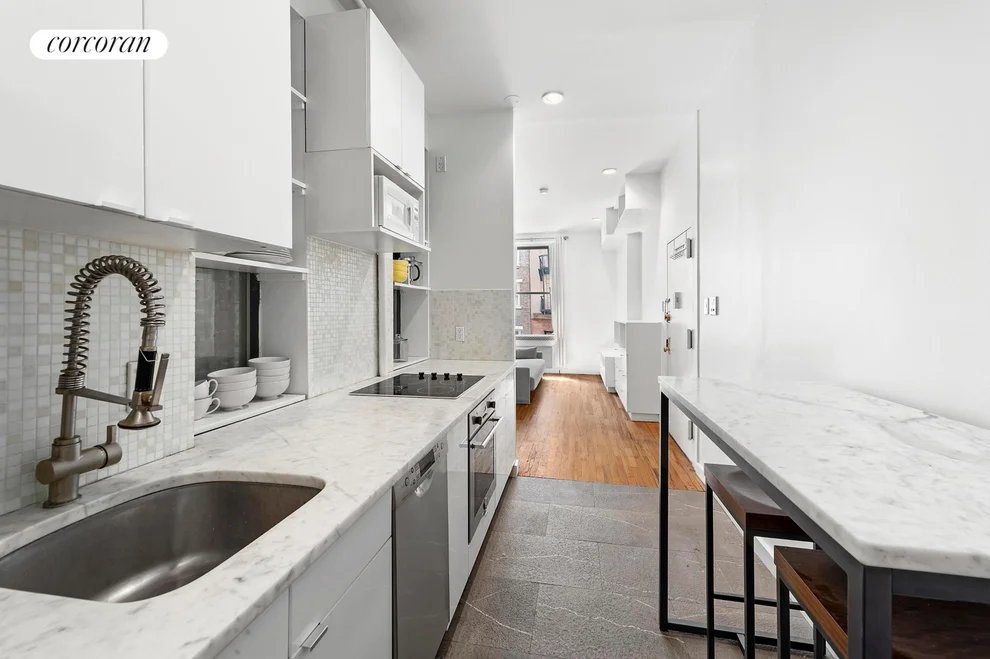 Unit for sale at 25 LEROY Street, Manhattan, NY 10014
