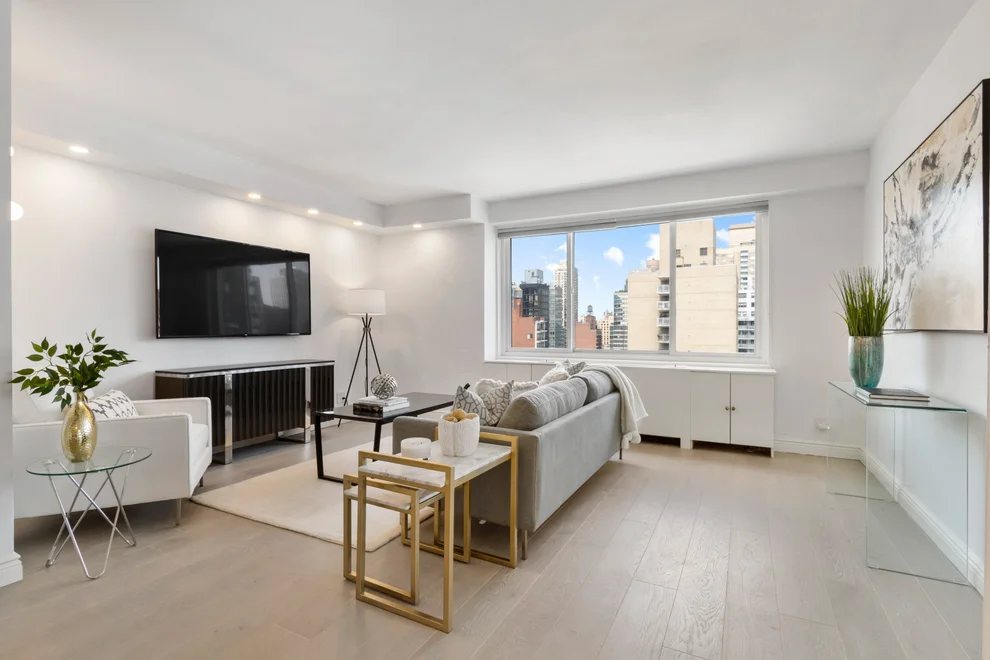 Unit for sale at 401 E 86th Street, Manhattan, NY 10028