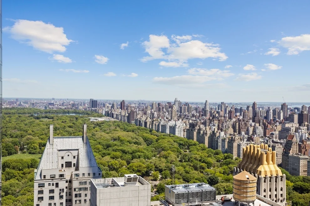 Unit for sale at 146 W 57TH Street, Manhattan, NY 10019
