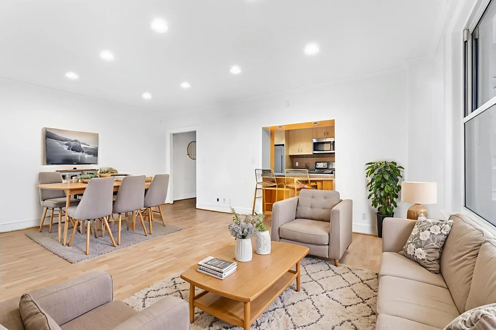 Unit for sale at 150 E 49TH Street, Manhattan, NY 10017