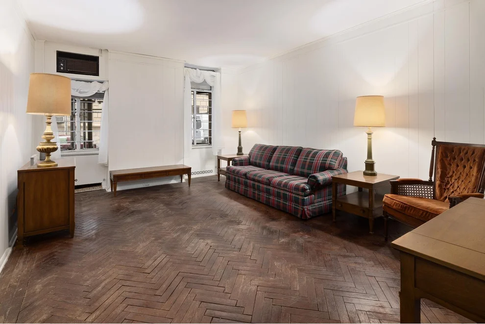 Unit for sale at 211 CENTRAL Park W, Manhattan, NY 10024