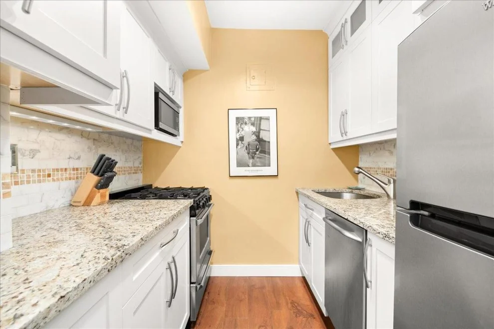 Unit for sale at 301 E 78th Street, Manhattan, NY 10075