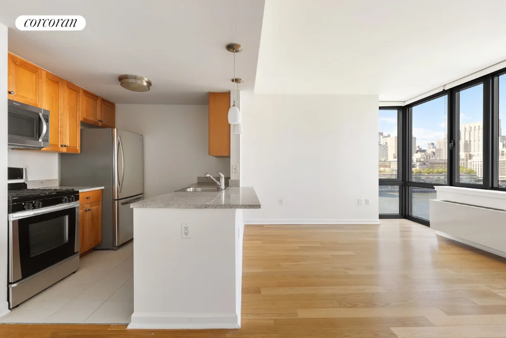 Unit for sale at 425 MAIN Street, Manhattan, NY 10044
