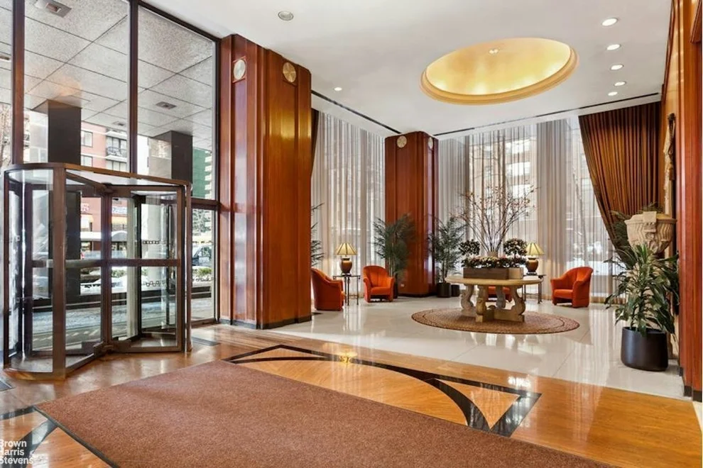 Unit for sale at 300 E 40TH Street, Manhattan, NY 10016