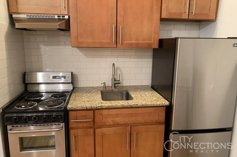 Unit for sale at 160 E 91st Street, Manhattan, NY 10128