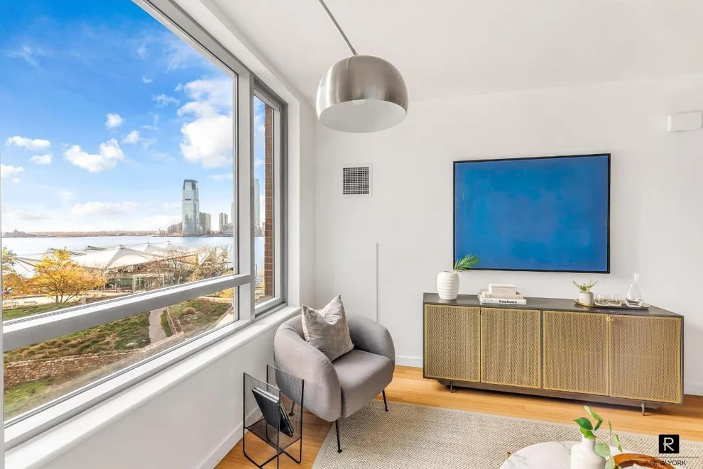 Unit for sale at 2 River Terrace, Manhattan, NY 10282