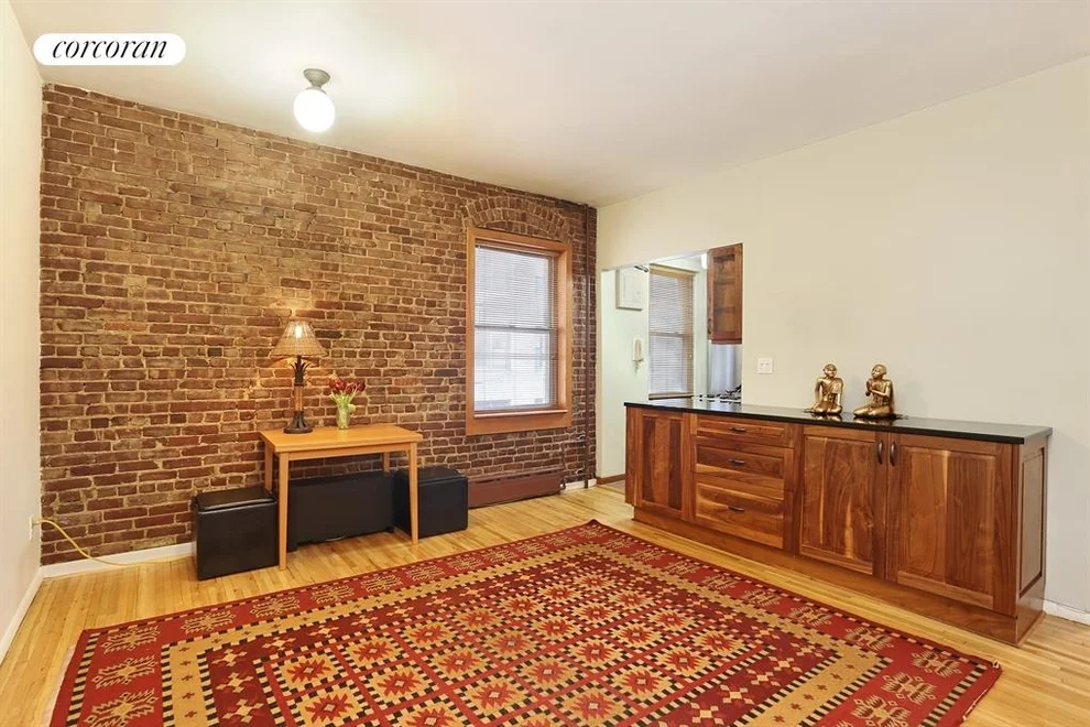 Unit for sale at 207 E 21st Street, Manhattan, NY 10010