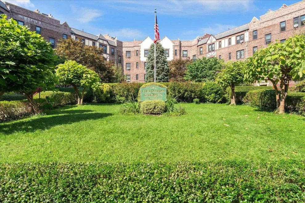 Unit for sale at 525 W 238th Street, Bronx, NY 10463