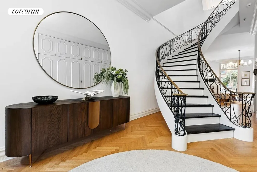 Unit for sale at 40 W 83RD Street, Manhattan, NY 10024
