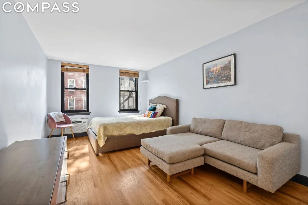 Unit for sale at 315 W 55th Street, Manhattan, NY 10019