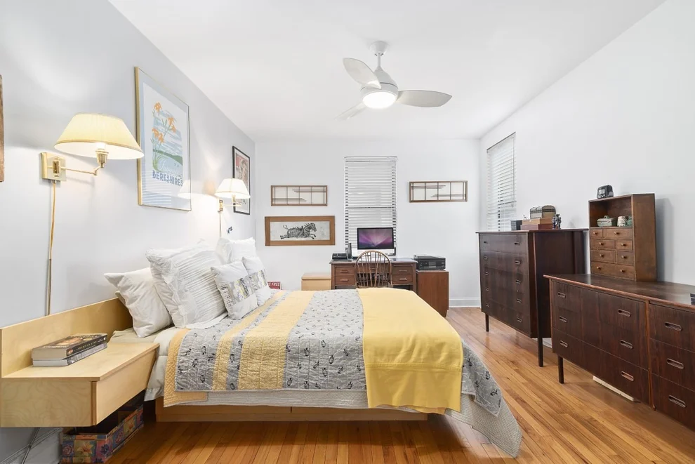 Unit for sale at 3840 GREYSTONE Avenue, Bronx, NY 10463