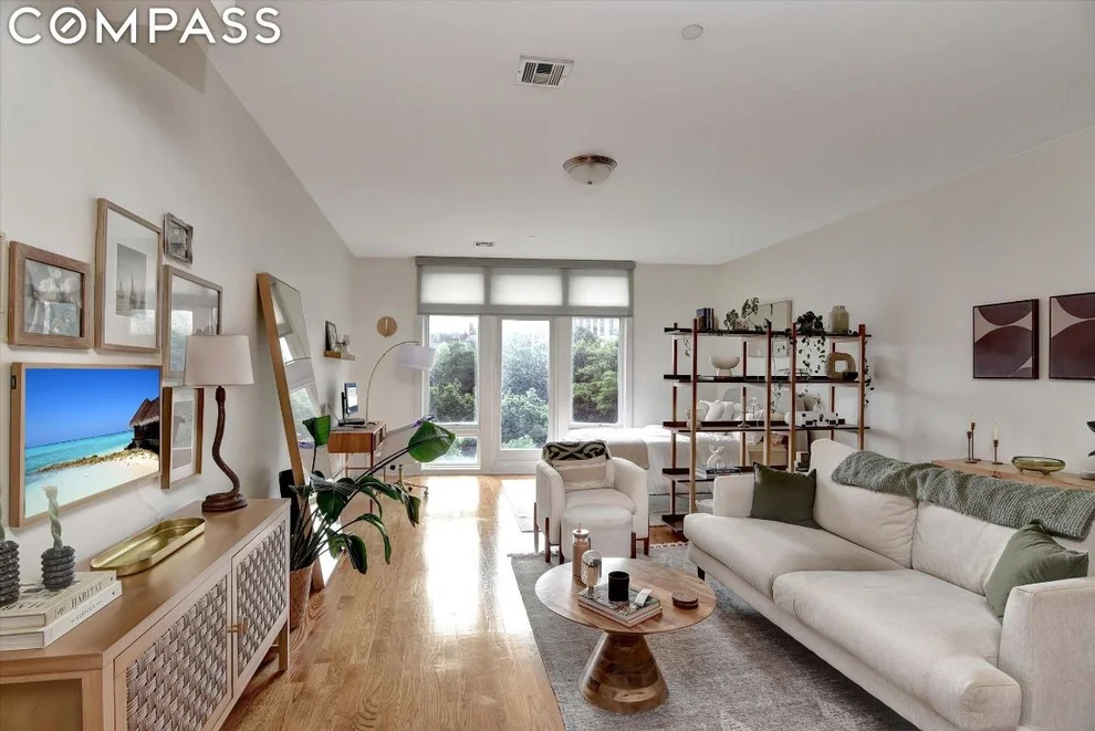 Unit for sale at 90 Bay Street Lndg, StatenIsland, NY 10301