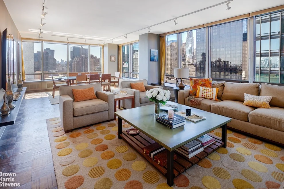 Unit for sale at 870 UNITED NATIONS Plaza, Manhattan, NY 10017