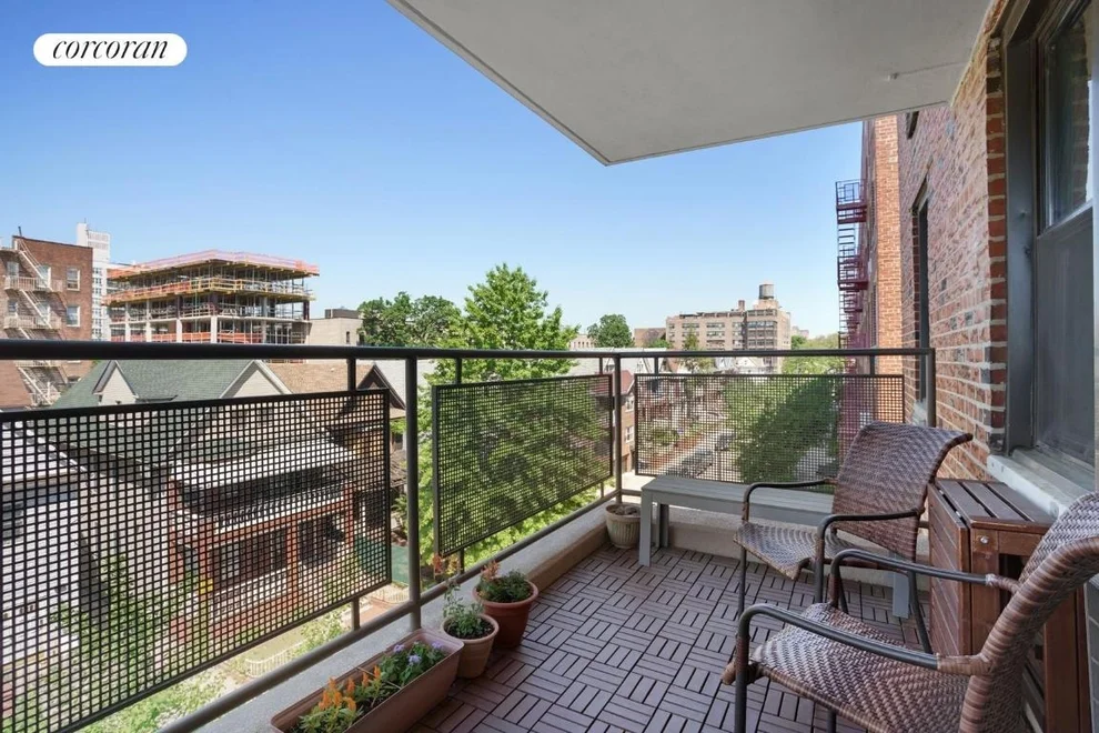 Unit for sale at 515 E 7TH Street, Brooklyn, NY 11218