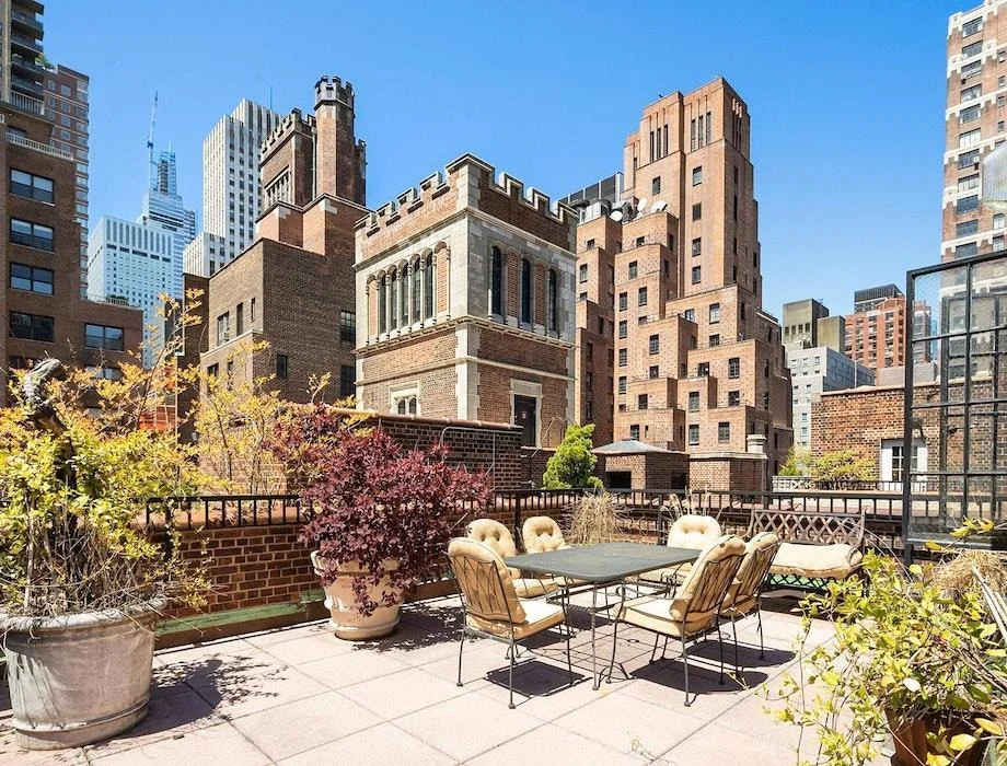 Unit for sale at 324 E 41ST Street, Manhattan, NY 10017