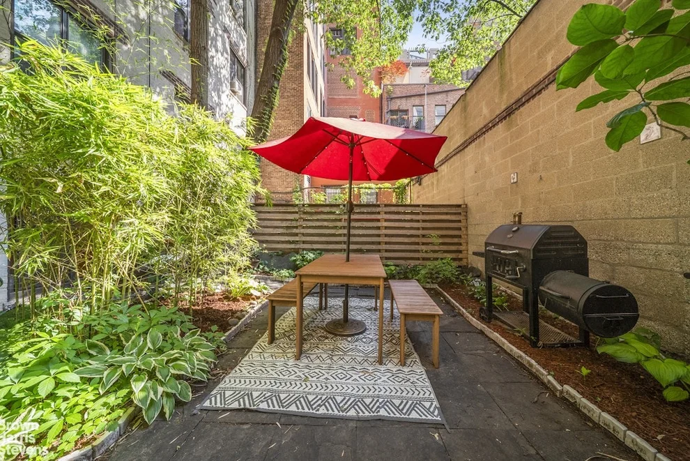 Unit for sale at 22 IRVING Place, Manhattan, NY 10003