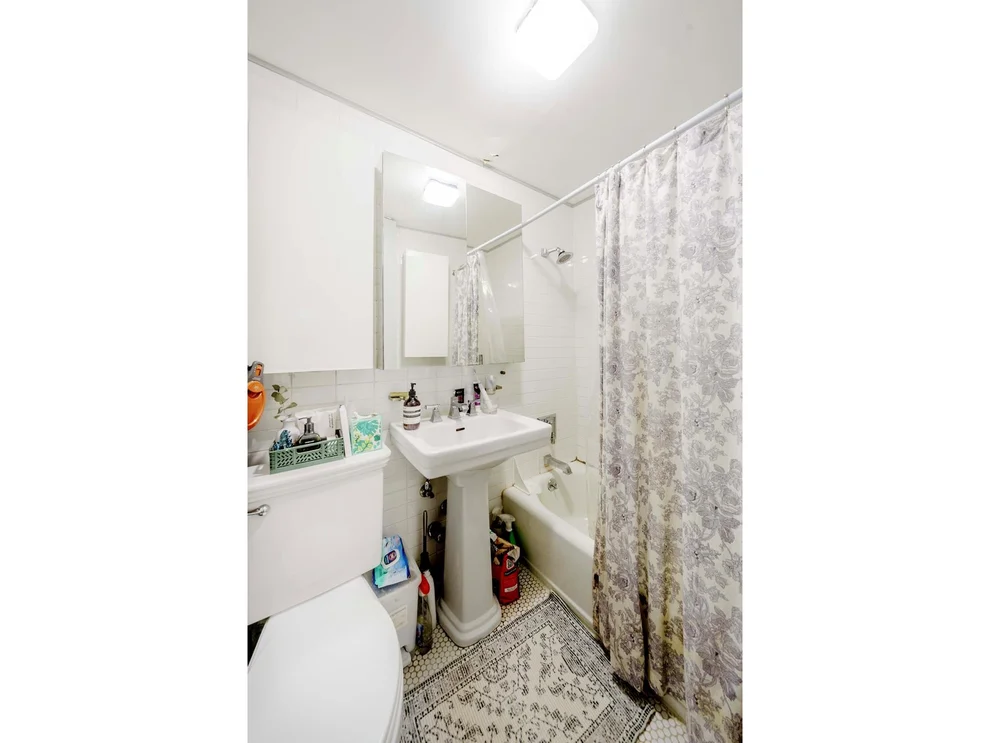 Unit for sale at 223 E 78TH Street, Manhattan, NY 10075