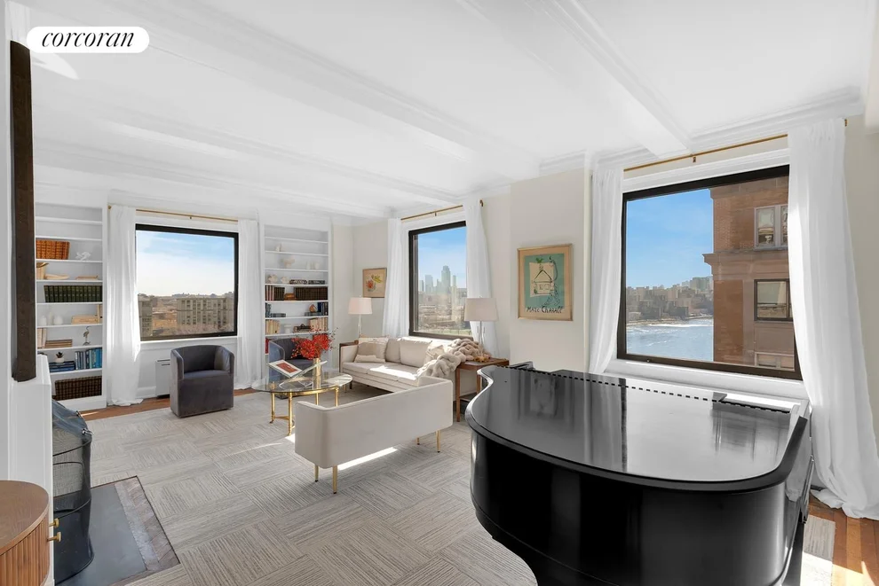 Unit for sale at 25 E END Avenue, Manhattan, NY 10028