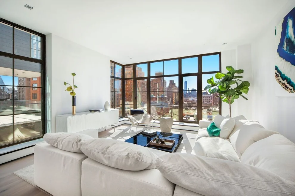 Unit for sale at 225 W 17TH Street, Manhattan, NY 10011