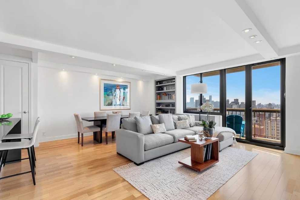 Unit for sale at 1438 3RD Avenue, Manhattan, NY 10028