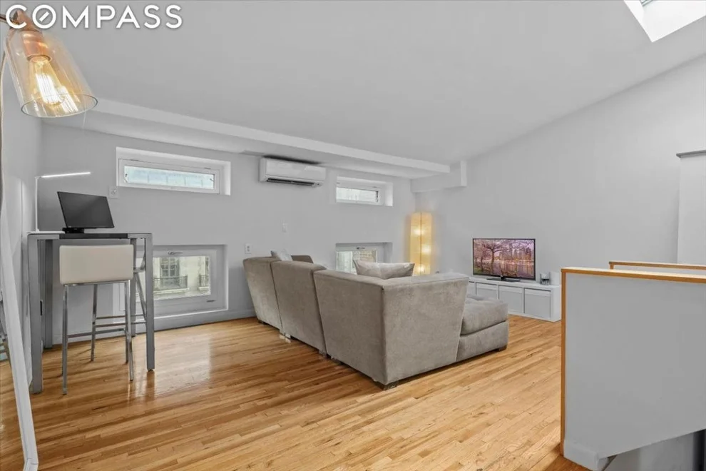Unit for sale at 18 E 63rd Street, Manhattan, NY 10065