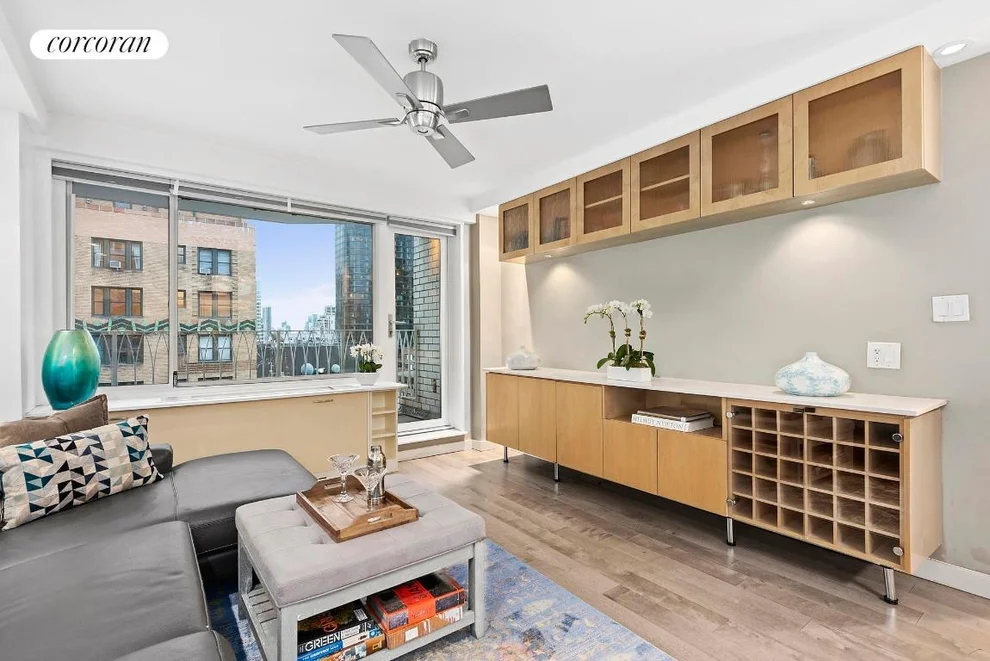 Unit for sale at 1160 3RD Avenue, Manhattan, NY 10065