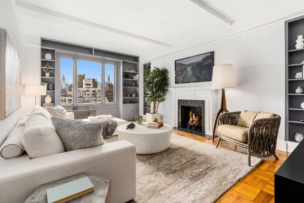 Unit for sale at 170 E 79TH Street, Manhattan, NY 10075