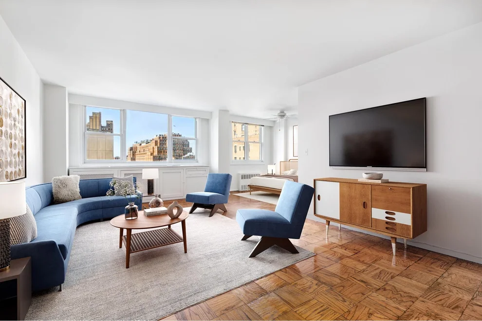 Unit for sale at 77 7TH Avenue, Manhattan, NY 10011
